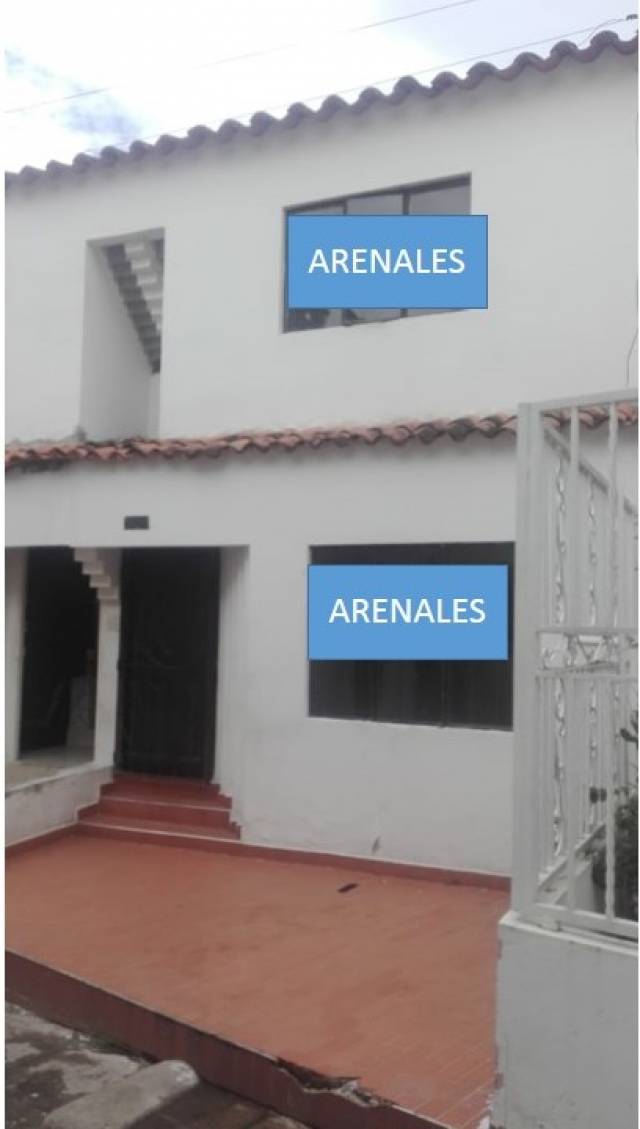 arenales dos en giron casa dos pisos