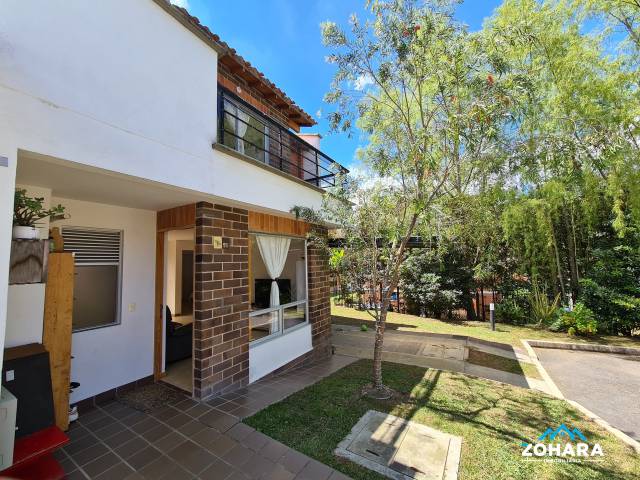 Casa de dos plantas en Venta. Urbanización Santa Ana. Retiro, Antioquia.