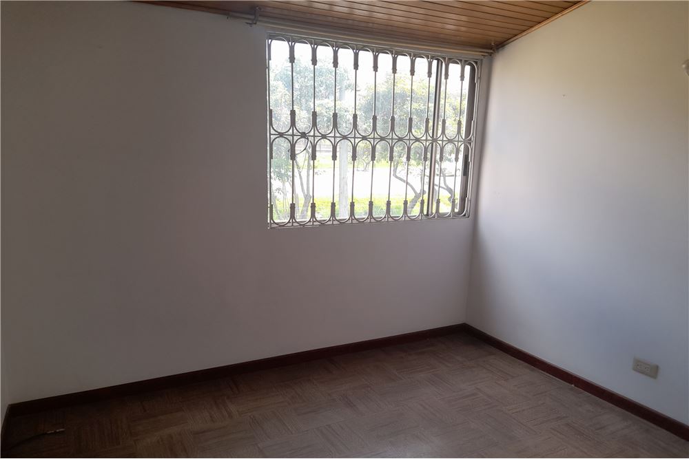 CASA EN VENTA EN MADELENA