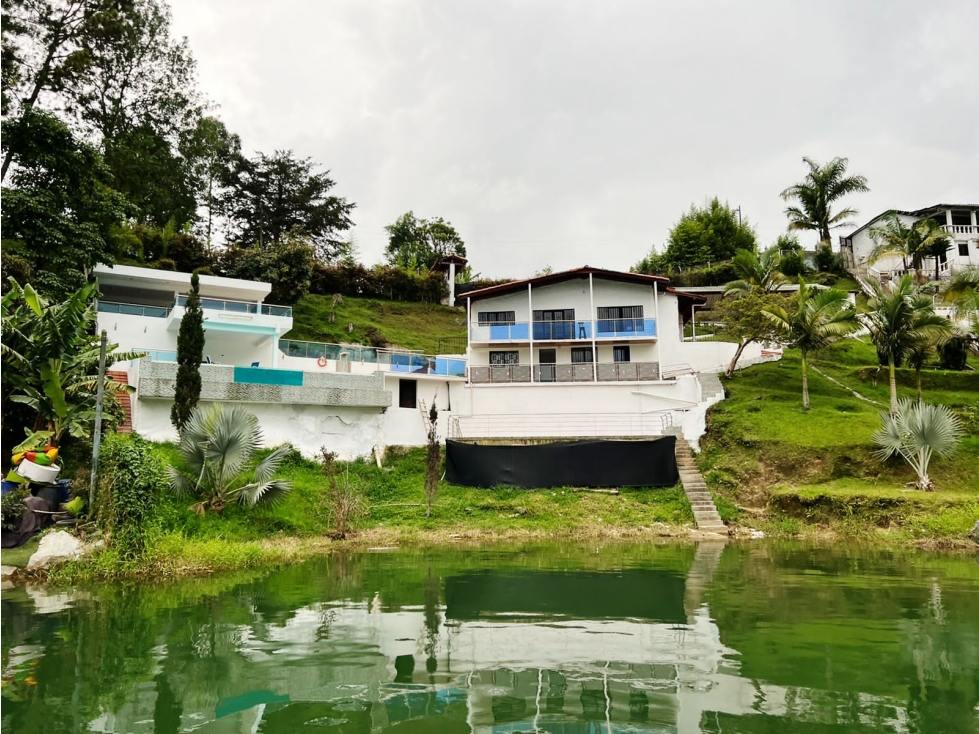 Venta de finca en El Peñol Antioquia