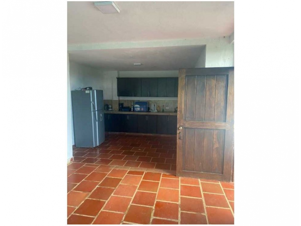 SE VENDE FINCA EN EL KILOMETRO 30. A