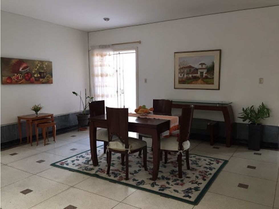 VENDE / ALQUILA CASA COMERCIAL CENTRO BUGA