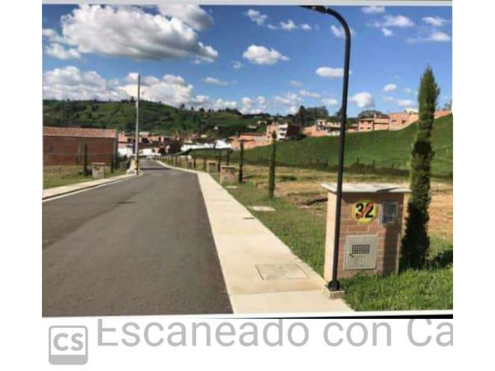 SE VENDE LOTE EN SECTOR ENTRERRIOS