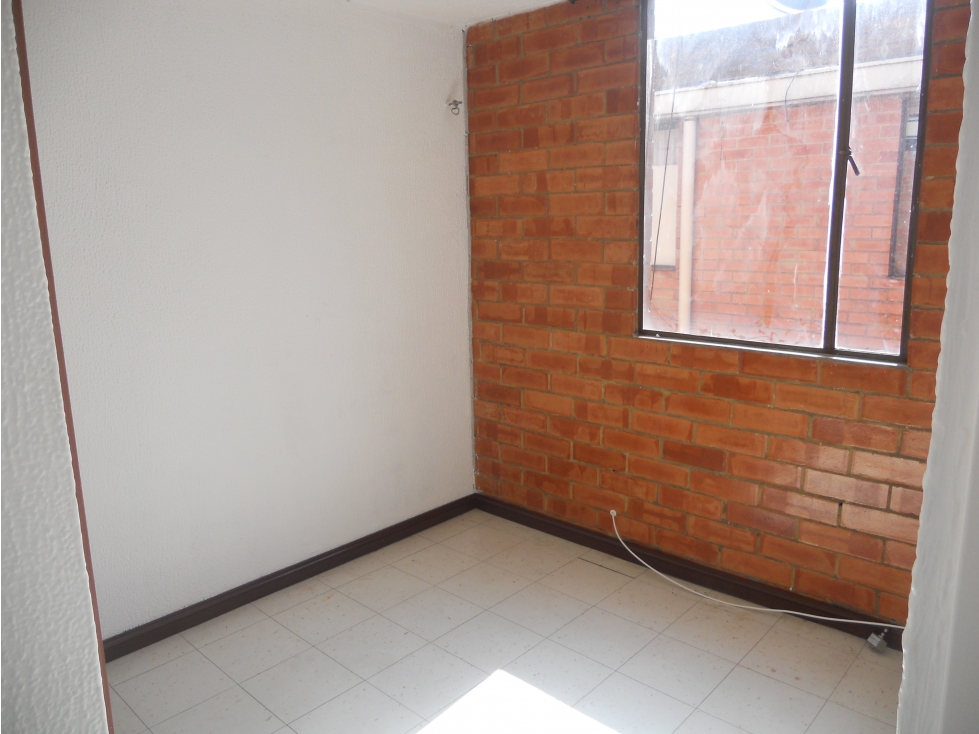 APARTAMENTO SUBA-FONTANAR