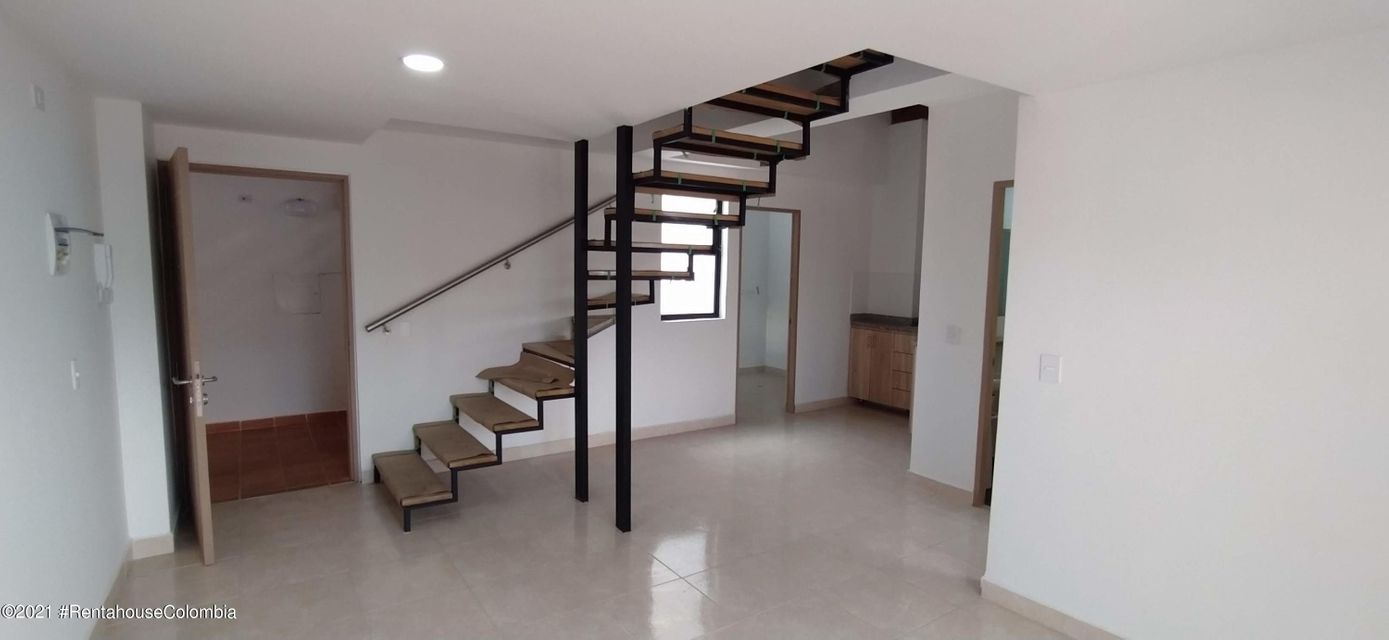 Apartamento en  Asturias(Itagui) COD: 22-841