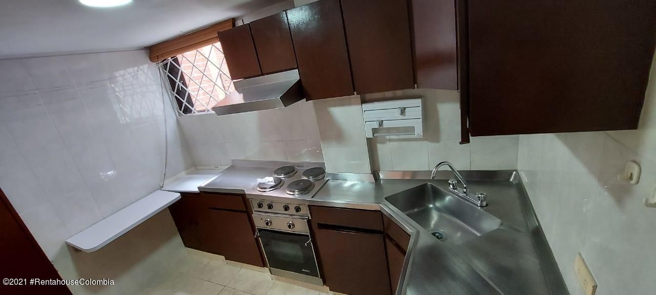 Apartamento en  Nueva Autopista COD: 22-760