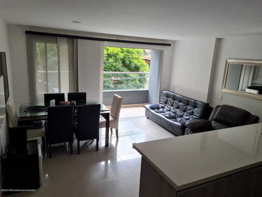 Apartamento en  Conquistadores cod: 22-728