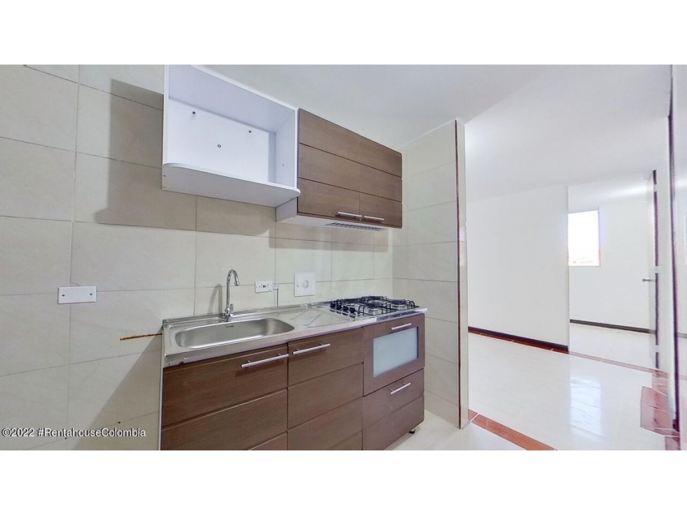 Apartamento en  San Bernardino RAH CO: 22-3110