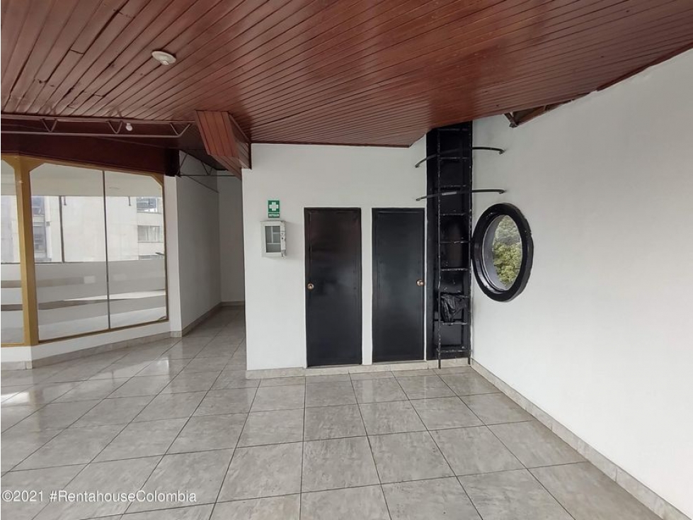 Vendo Comercial en  Veracruz(Bogota) C.C 22-1663