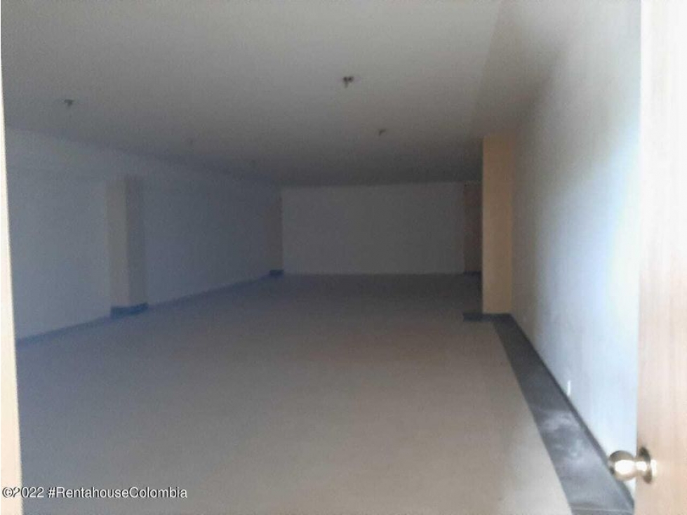 Comercial en  Casablanca(Yopal) RAH CO: 22-2108