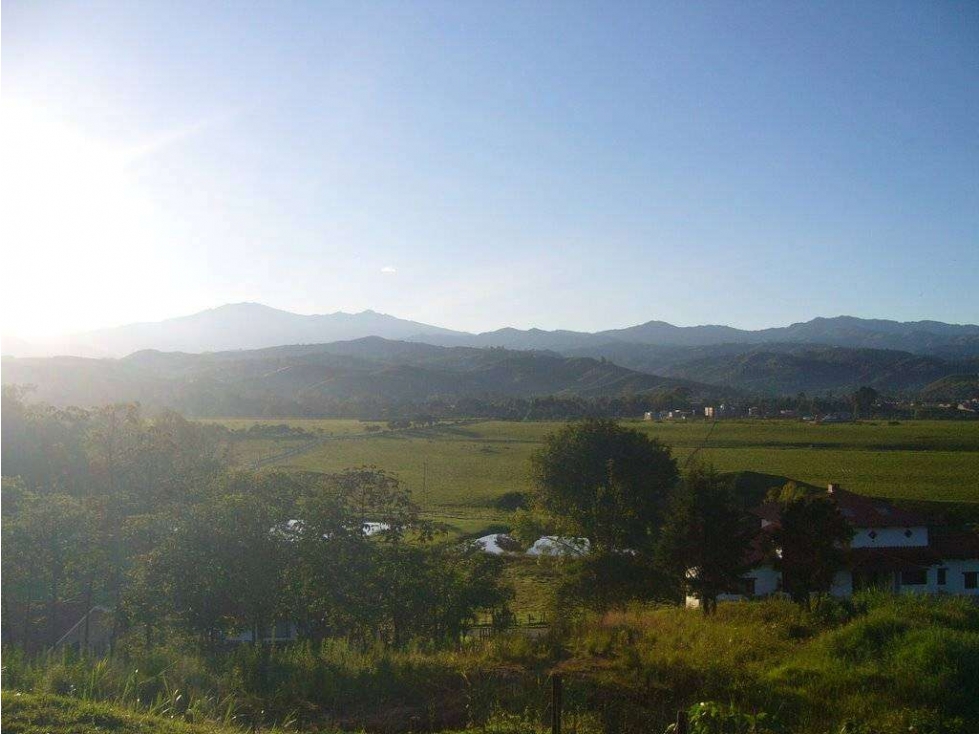 Lote en Cerritos de la Paz