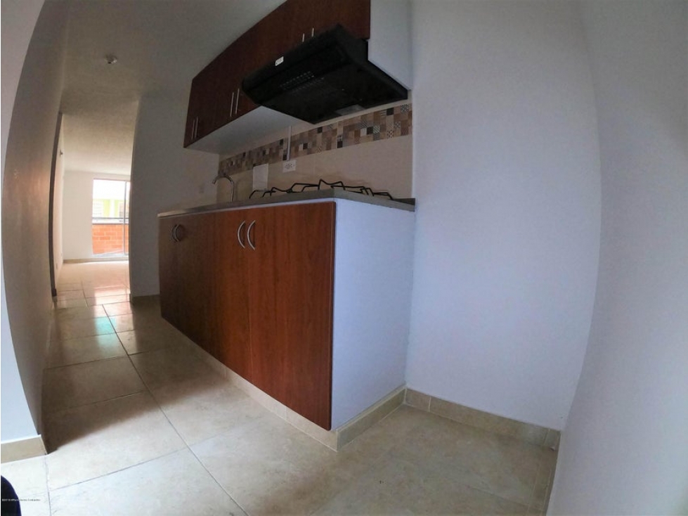 Apartamento en  La Arboleda C.O: 24-13