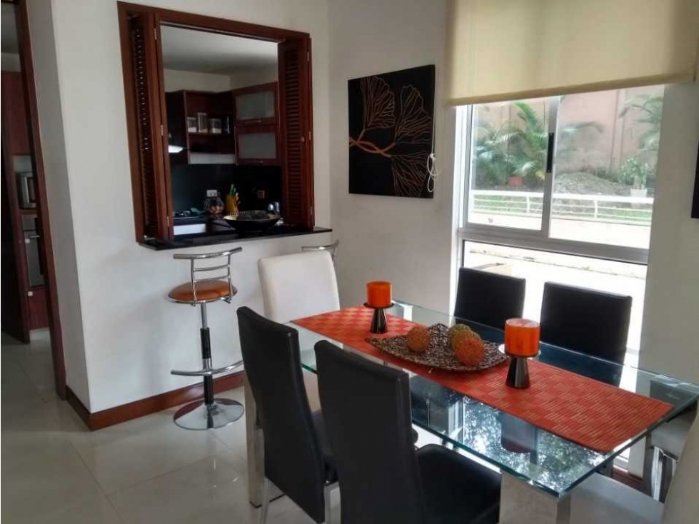 SE VENDE LINDO APARTAMENTO 1ER PISO EN CRISTALES (D.C) CW:6886998