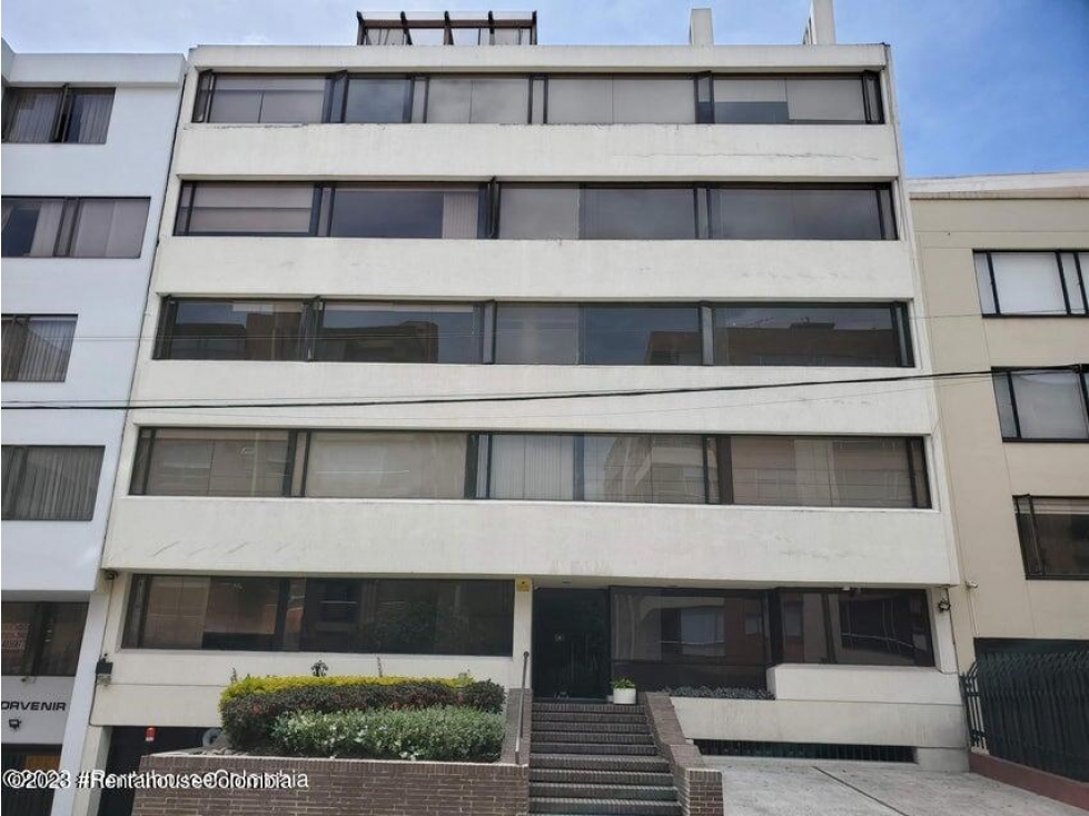 Apartamento en  Chico Navarra RAH CO: 24-780