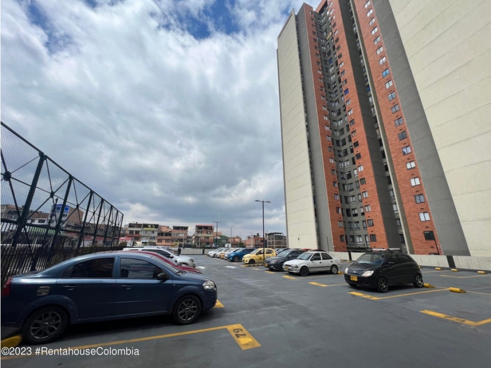 Apartamento en  Suba Rincon(Bogota) RAH CO: 24-812