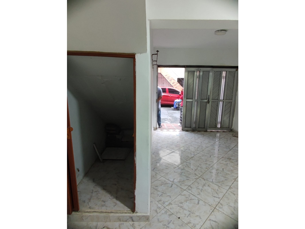 VENTA DE CASA EN BELEN SAN BERNARDO PARA REMODELAR PRIMER PISO