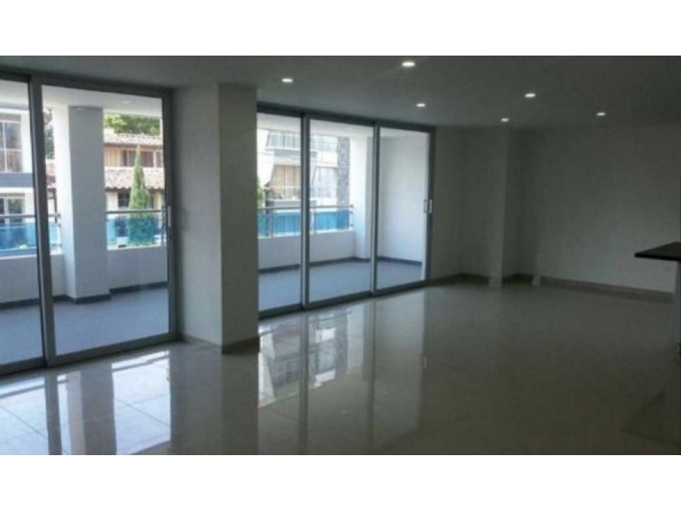 VENDO APARTAMENTO EN MEDELLIN - LAURELES