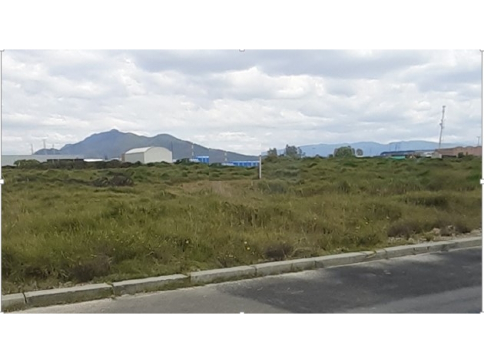 LOTE EN VENTA EN TOCANCIPA 27.000 M2