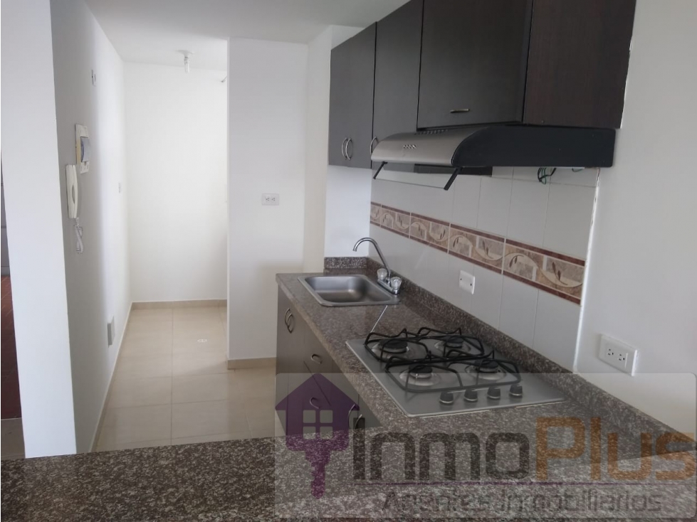 VENDO APARTAMENTO EN SCALA 10 BARRIO COMUNEROS