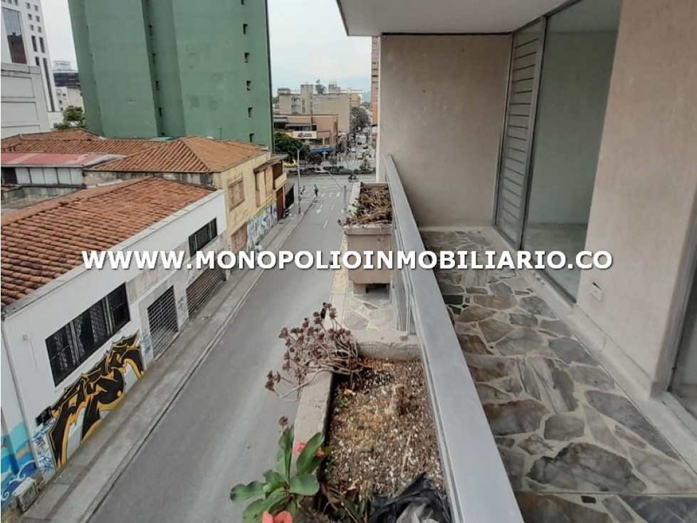 APARTAMENTO EN VENTA - SECTOR CENTRO DE LA CIUDAD COD: 25352