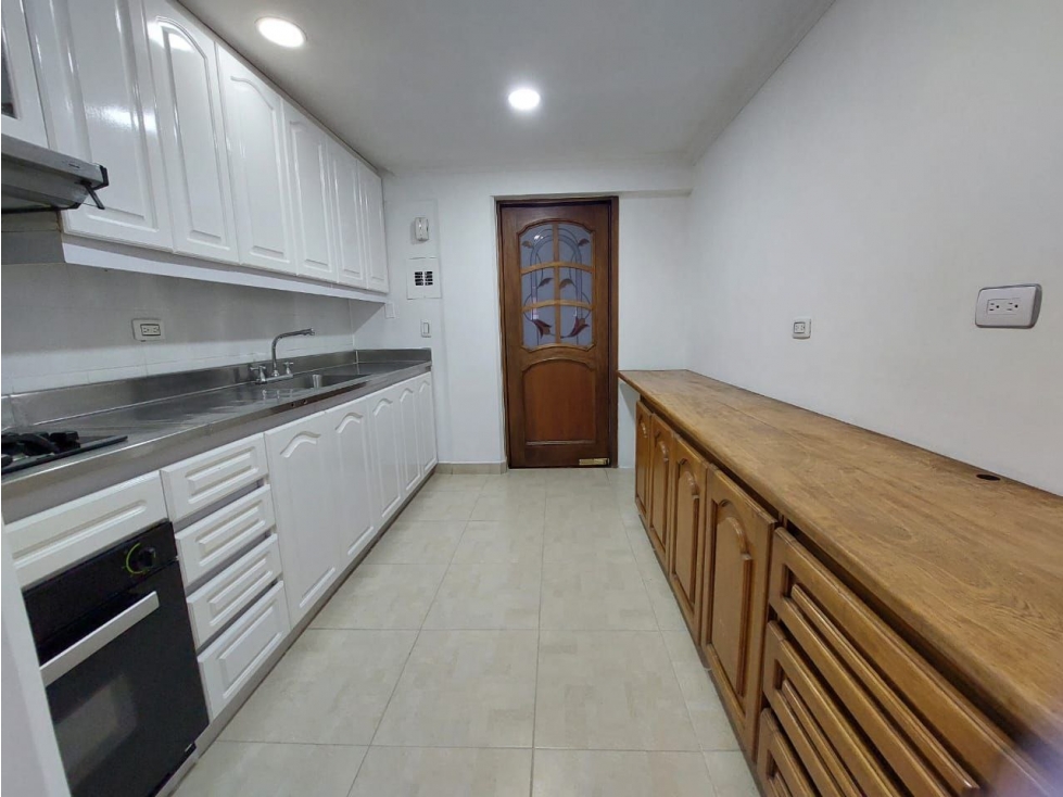 Arriendo apartamento en Envigado cerca al colegio La Salle