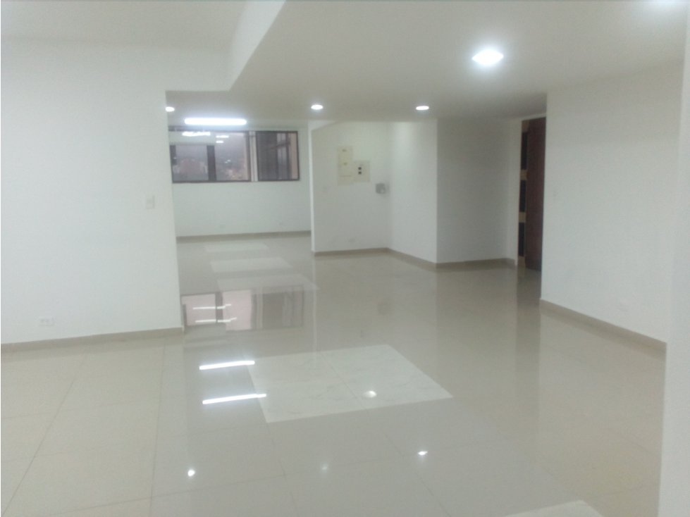 OFICINA EN VENTA - TORRE DE CALI - CALI