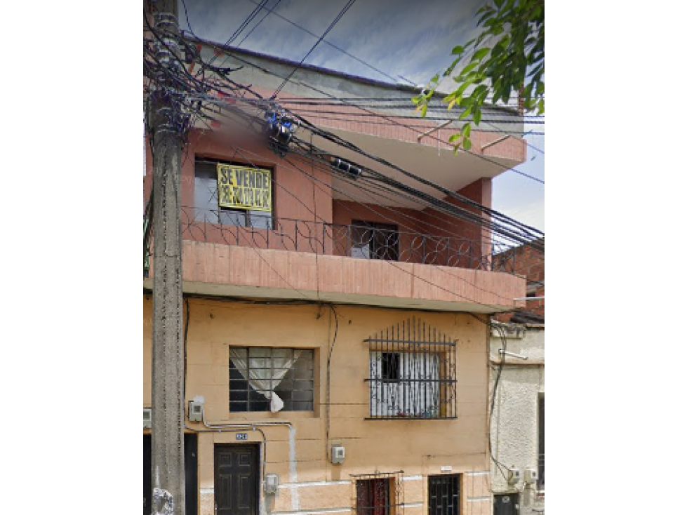 CASA EN VENTA EN BARRIO SAN DIEGO MEDELLIN,PISO  3