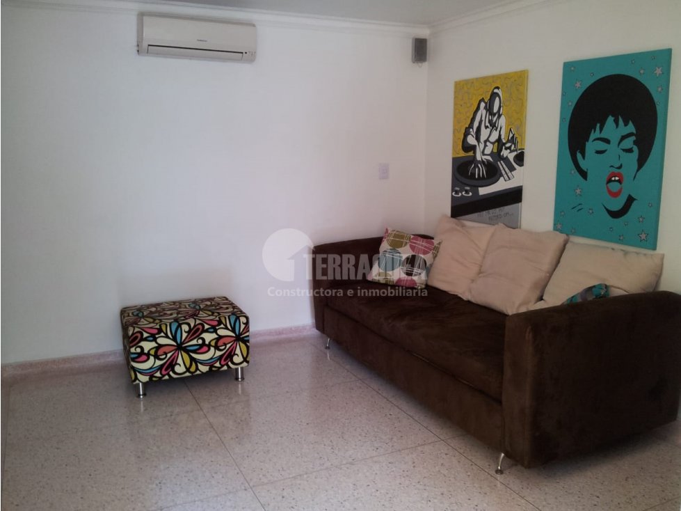 SE VENDE APARTAMENTO EN RIOMAR