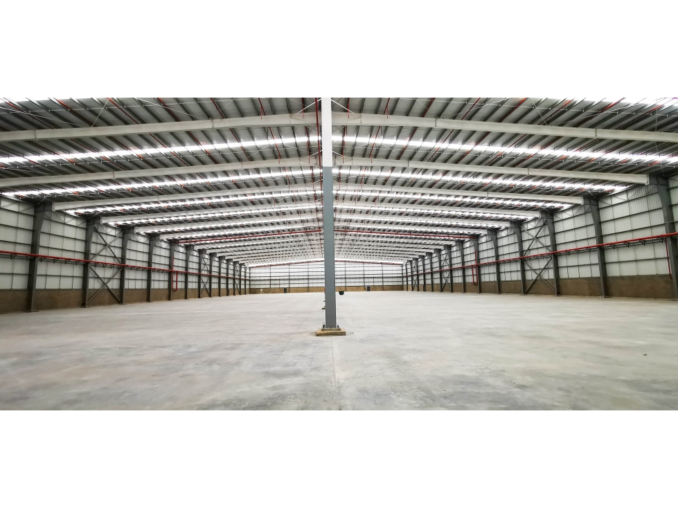 Se Arrienda Bodega Clase A+ Autopista Medellín 4.800 M2