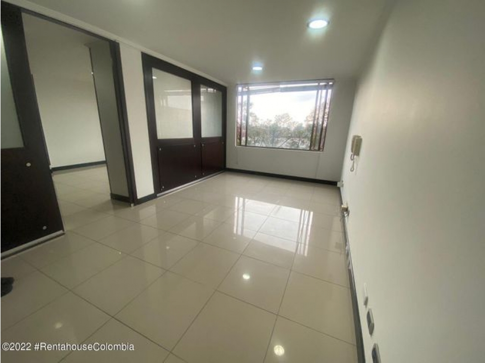 Oficina en Venta en Lago gaitan 23-784  C.O