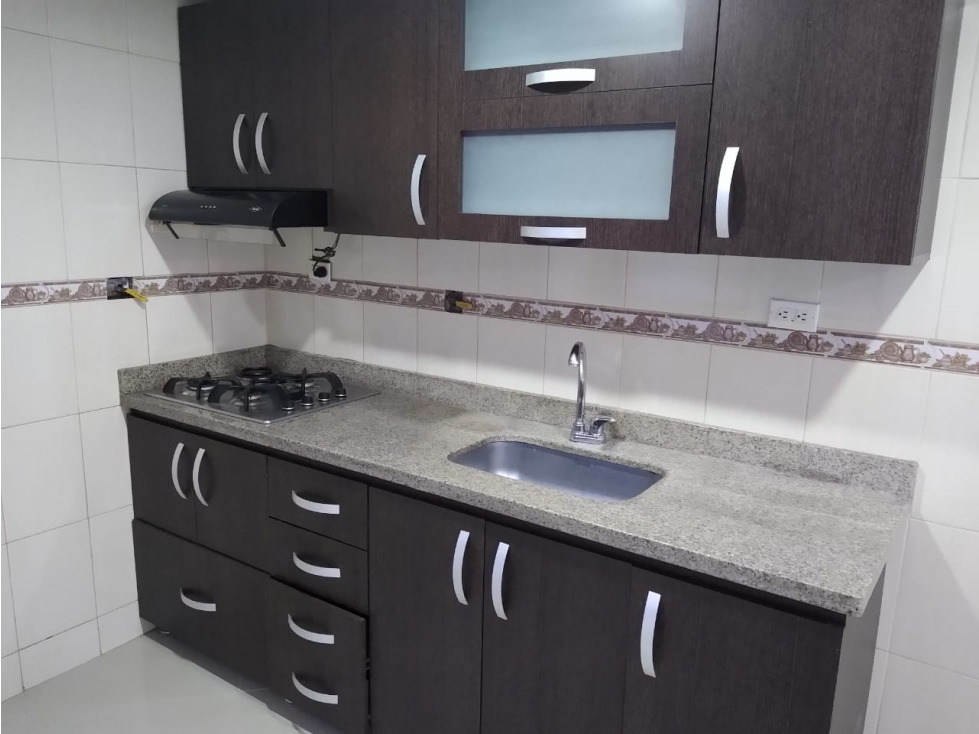 Arriendo apartamento en Sabaneta sector calle larga