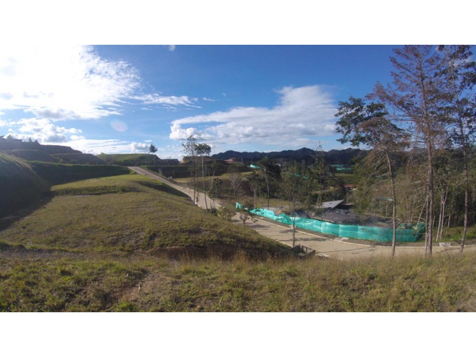 VENTA LOTE EN PARCELACIÓN MONTESERENO.