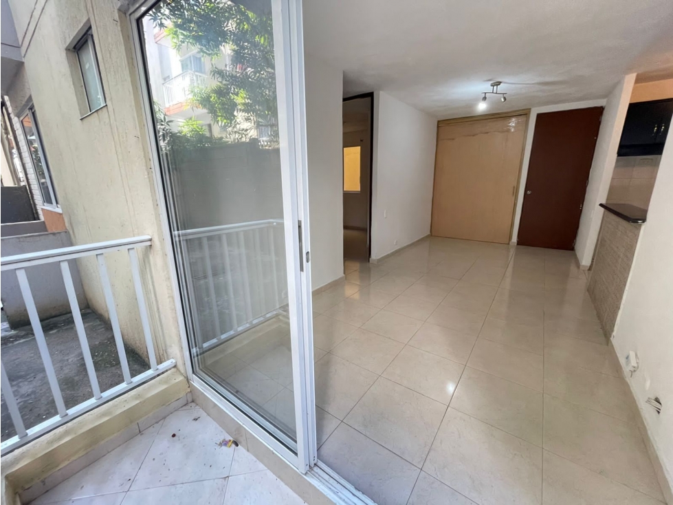 VENDO APARTAMENTO EN PORTALES DE SAN FERNADO PISO UNO