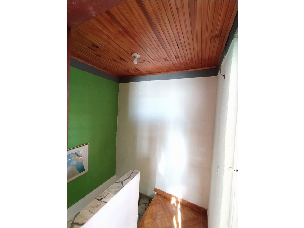 VENDO  CASA 3 PISOS EN FONTIBÓN ZONA  FRANCA