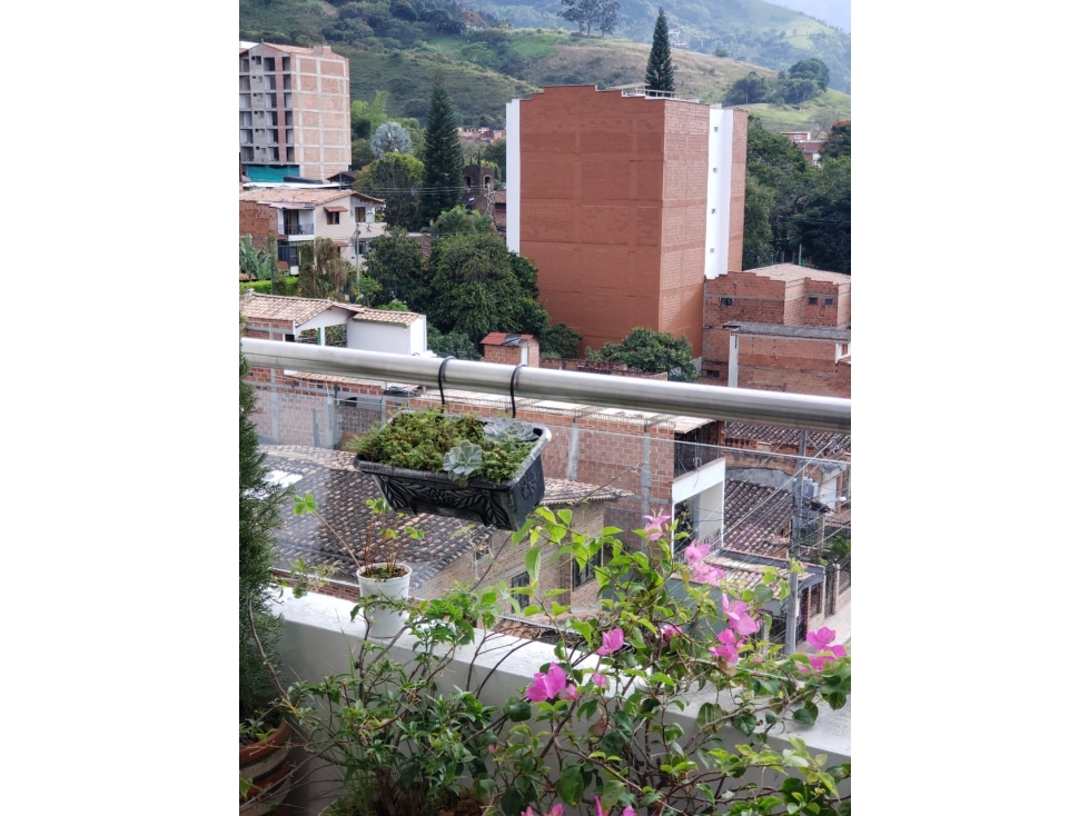 Venta de Apartamento en PINOS DEL NORTE  COPACABANA