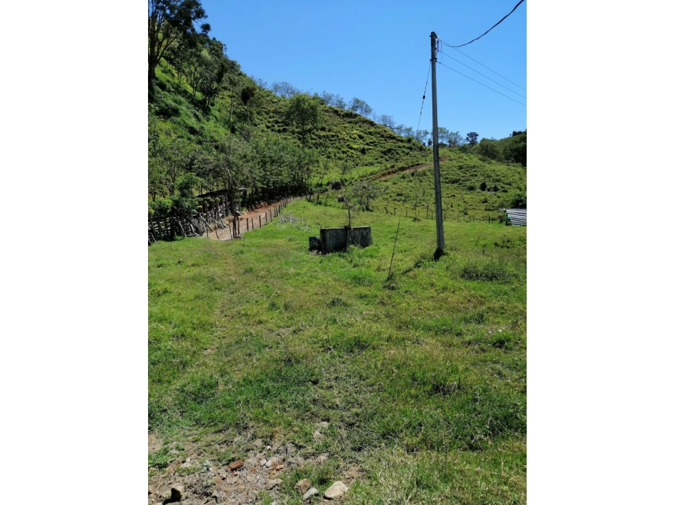 se vende finca en Modín