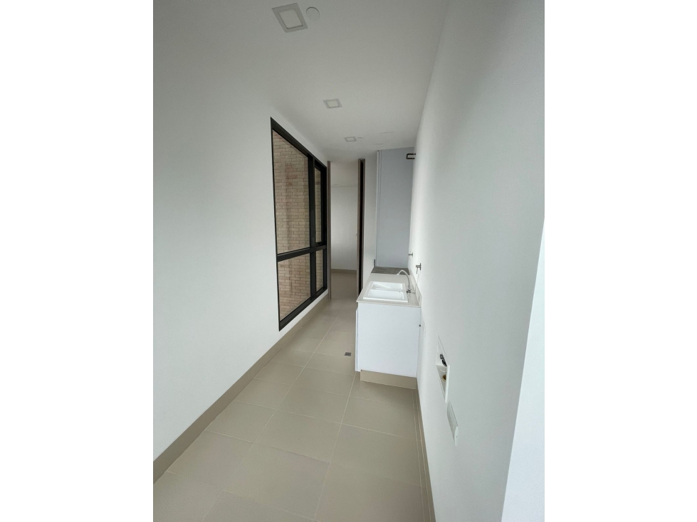 Apartamento en Venta San Lucas Medellin-S183