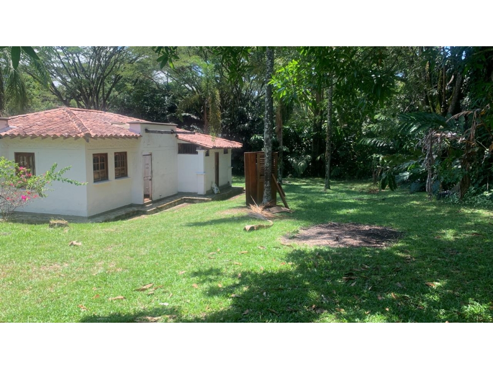 Finca para la venta o alquiler en Altos de Peñalisa