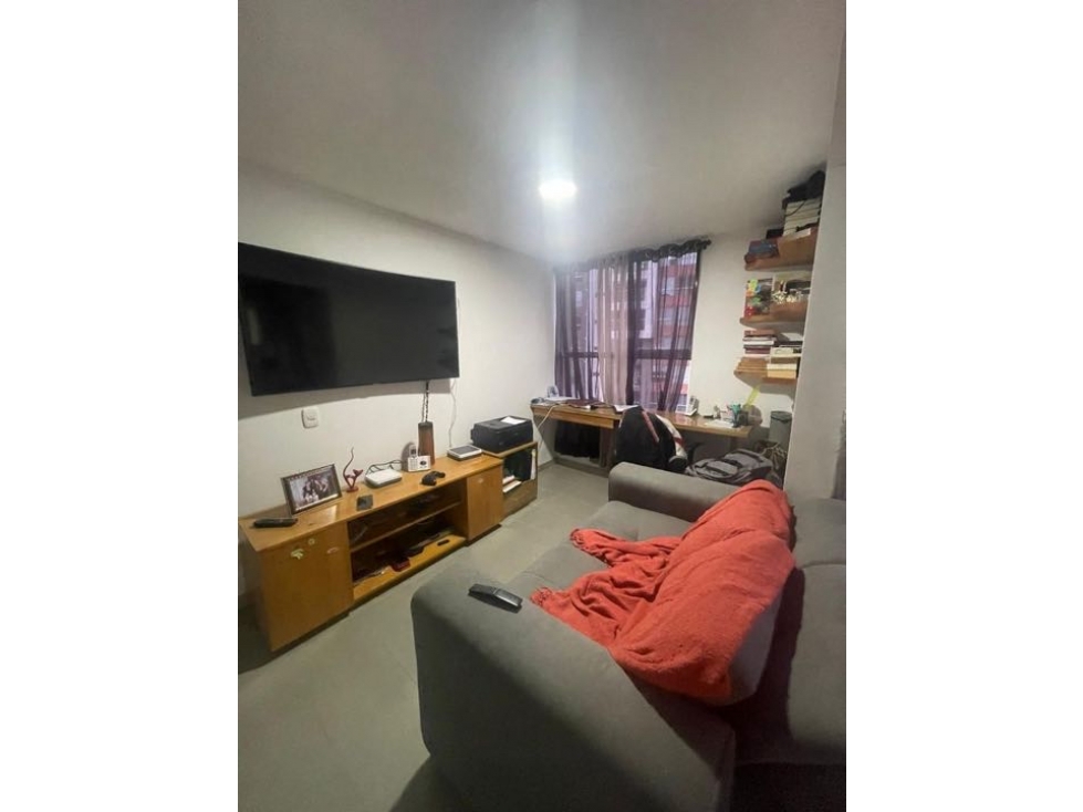 Apartamento en venta en Loma de los Bernal.