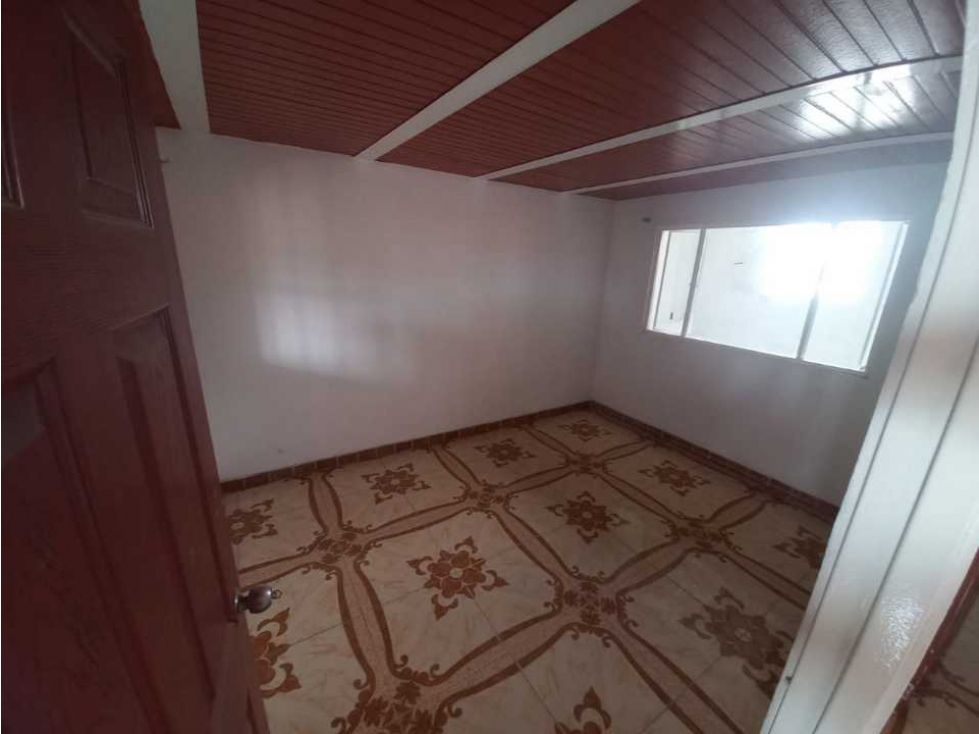 Arriendo apartamento en San Martin (patio bonito)