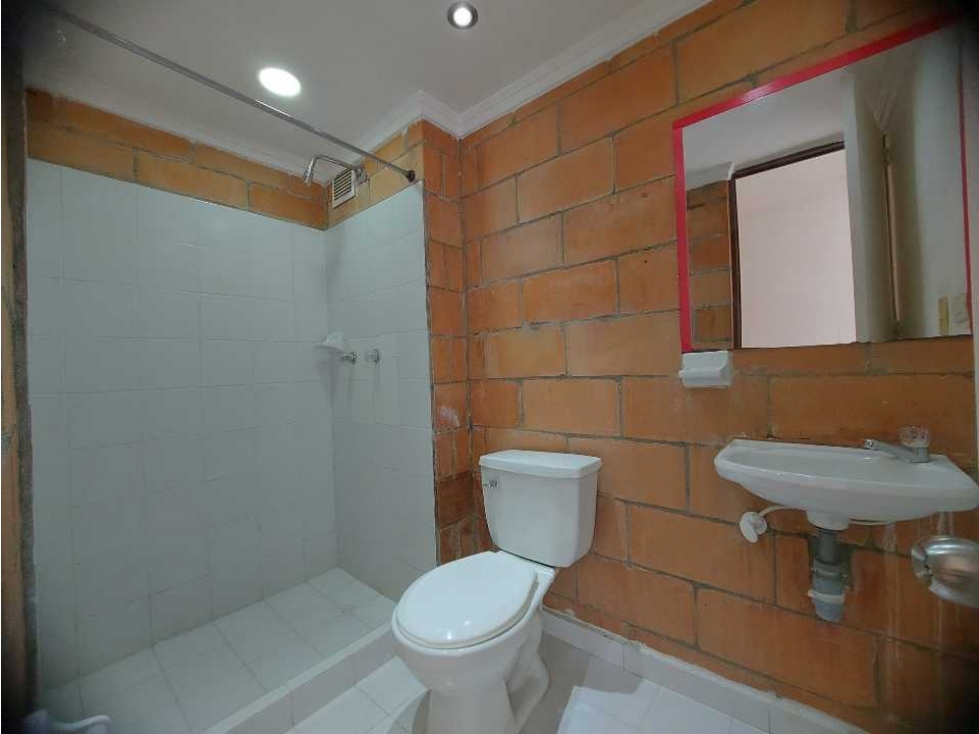 Arriendo apartamento sector robledo aurora