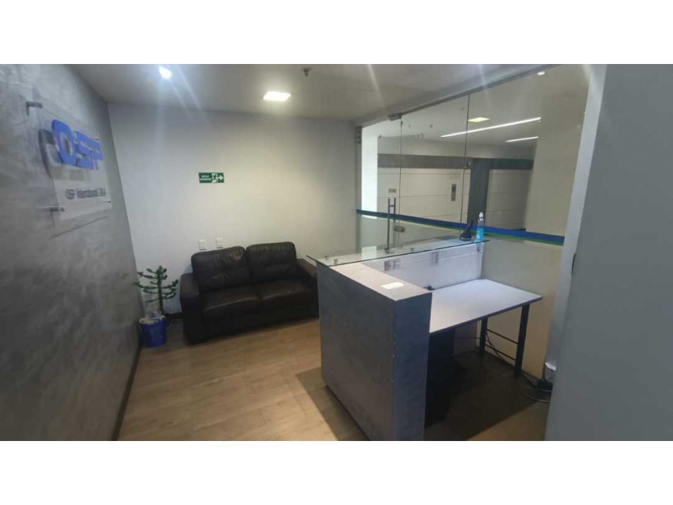 Arriendo Oficina en el Poblado