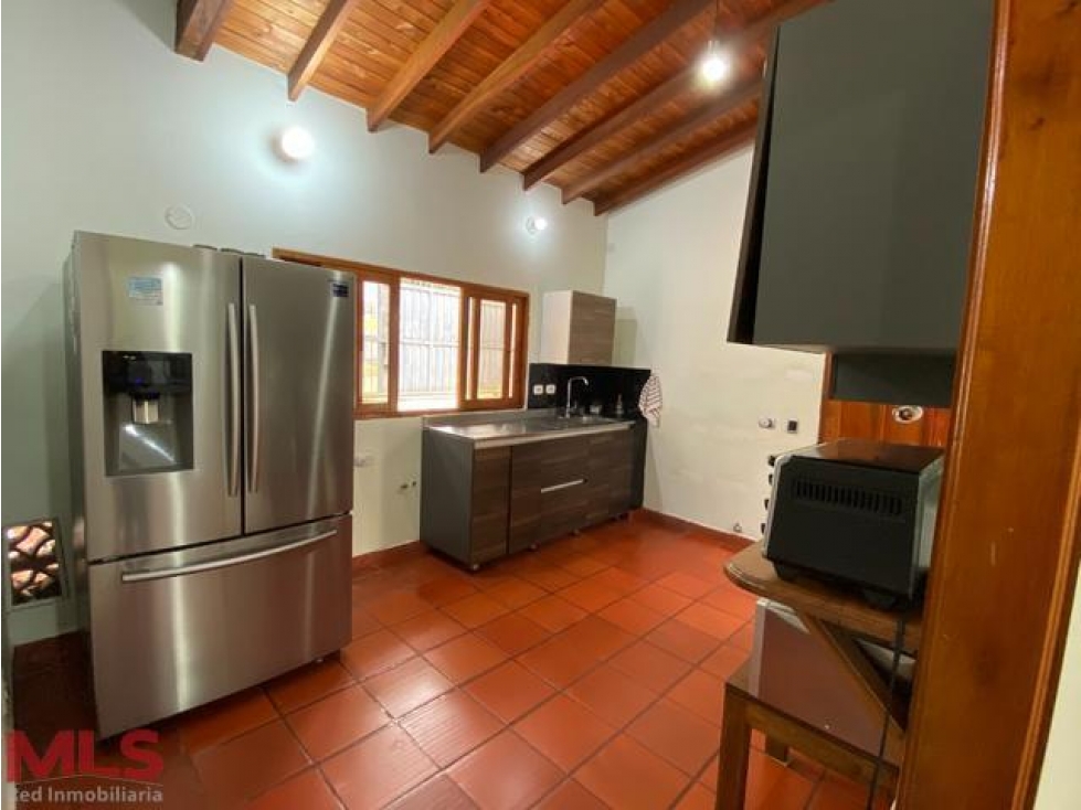 Casa independiente en Las Brujas(MLS#232610)