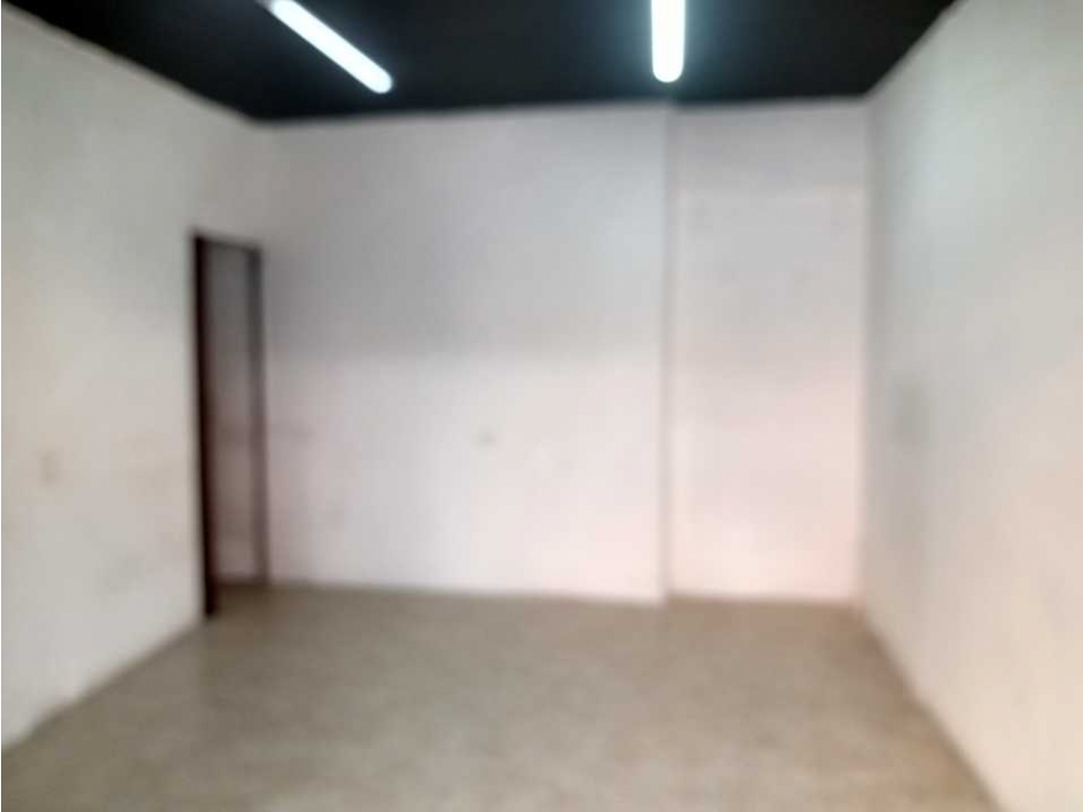 Local comercial área 20 mts San javier