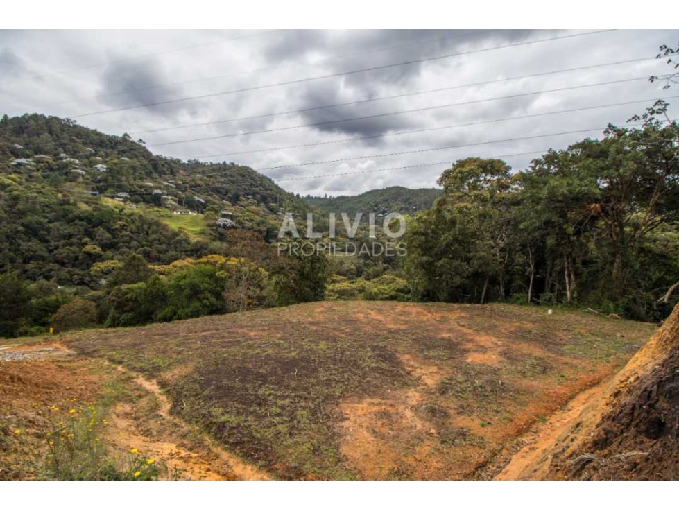 Lote con Bosque nativo y quebrada. El Retiro