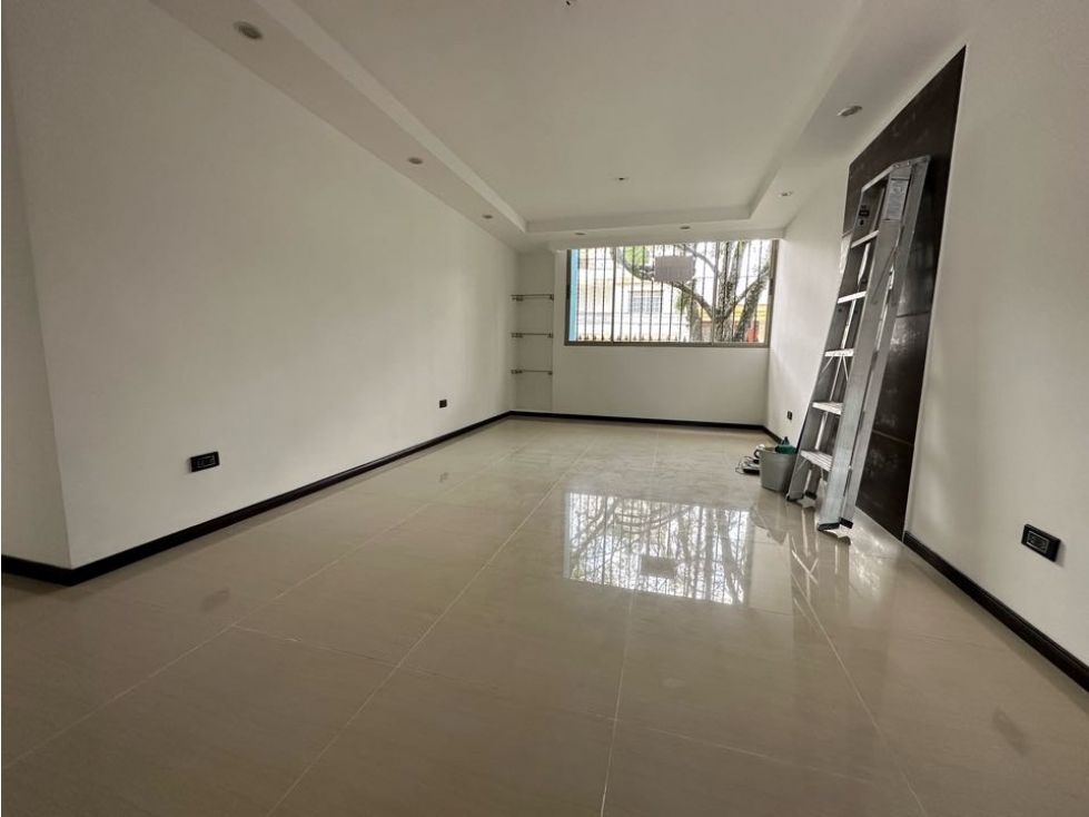 SE VENDE APARTAMENTO EN EL INGENIO MM