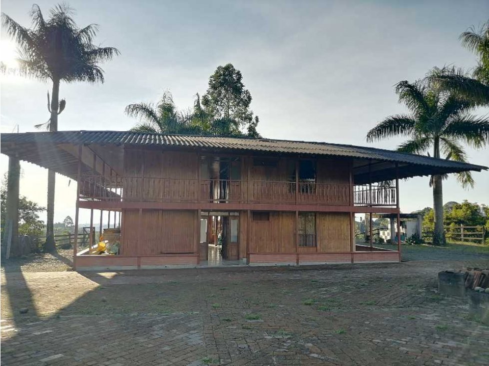 Se vende finca en yarumal pereira