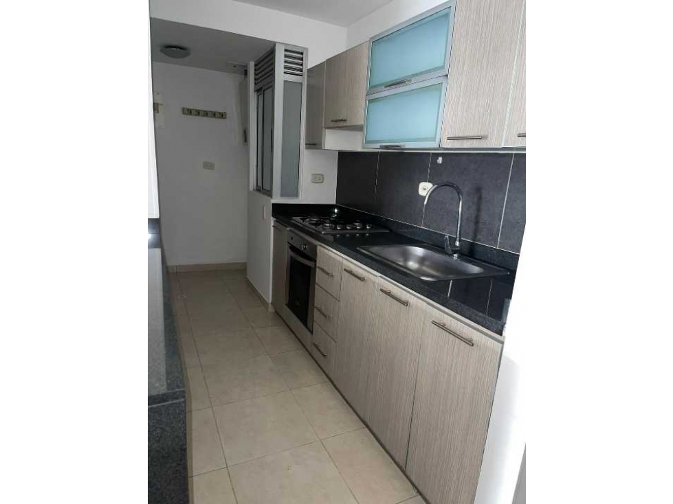 VENDO APARTAMENTO EN LA HACIENDA CALI (JPG) w 6548280