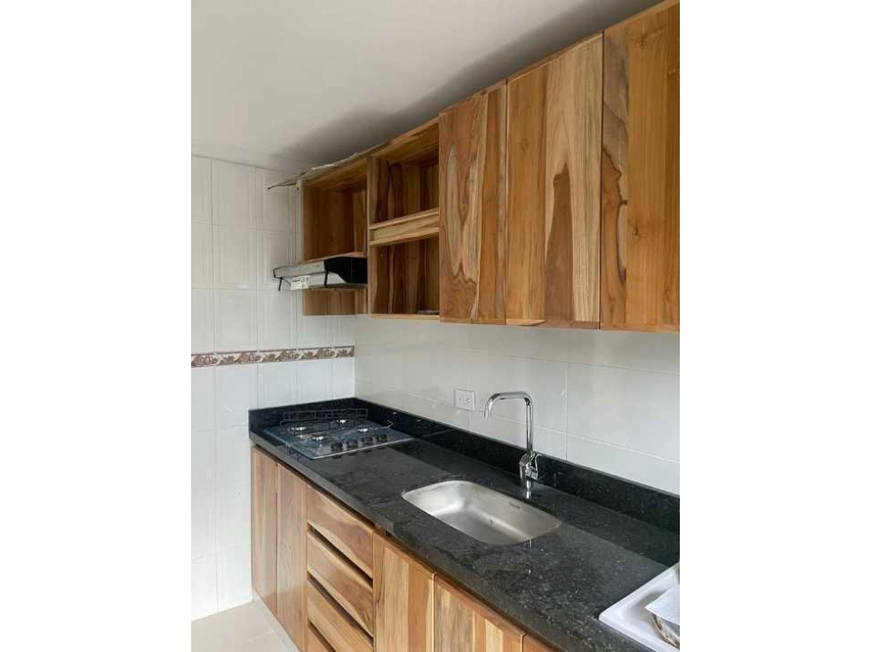 VENDO APARTAMENTO ROBLEDO PARTE BAJA