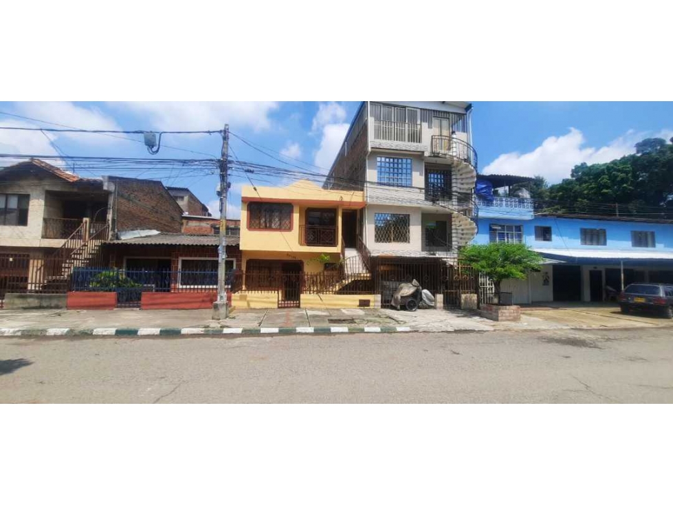 Vendo casa en el norte de cali barrio santa fe 2 pisos independientes